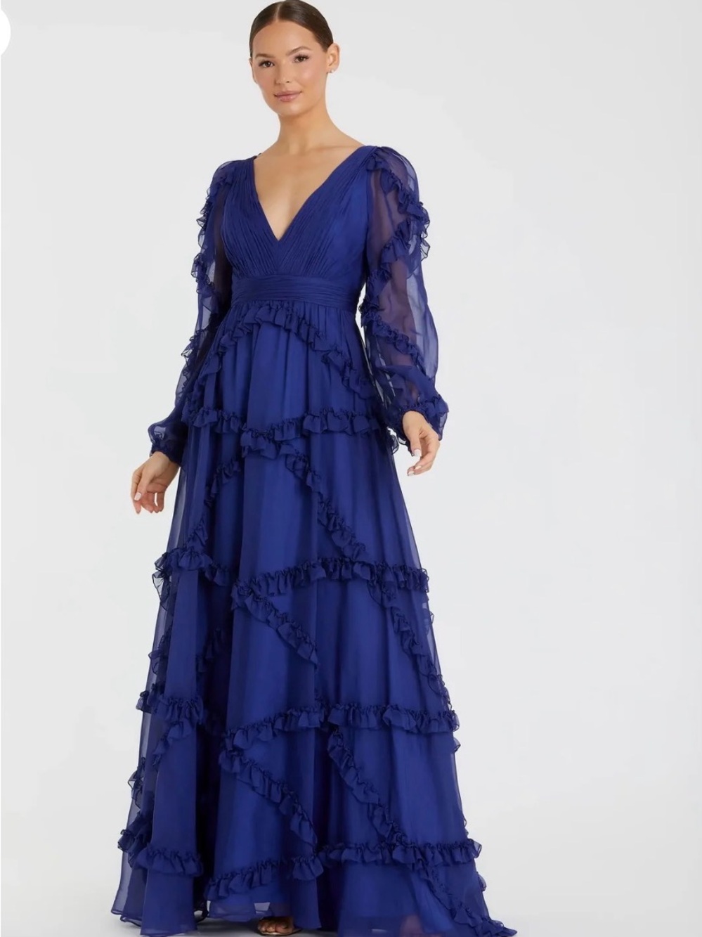 MAC DUGGAL
Cascade Ruffle Puff Sleeve A Line Gown Size 10